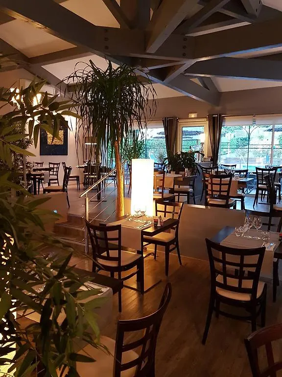 Hotel Spa Les Alpes Греу-ле-Бэн Франция